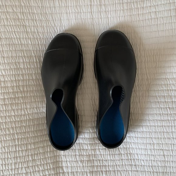 NFS - Brand new never worn Original Chillbies, Size 10 (women), Size 8 (mens) - Picture 3 of 6